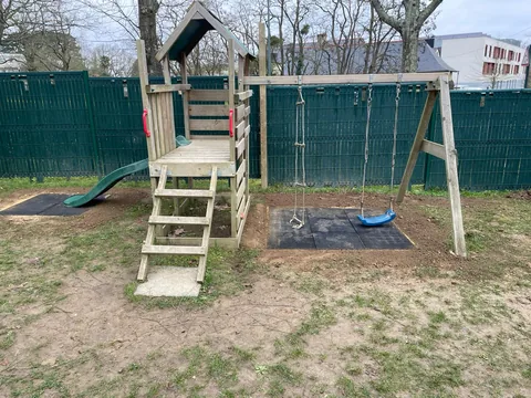 Aire de jeux après remise au propre